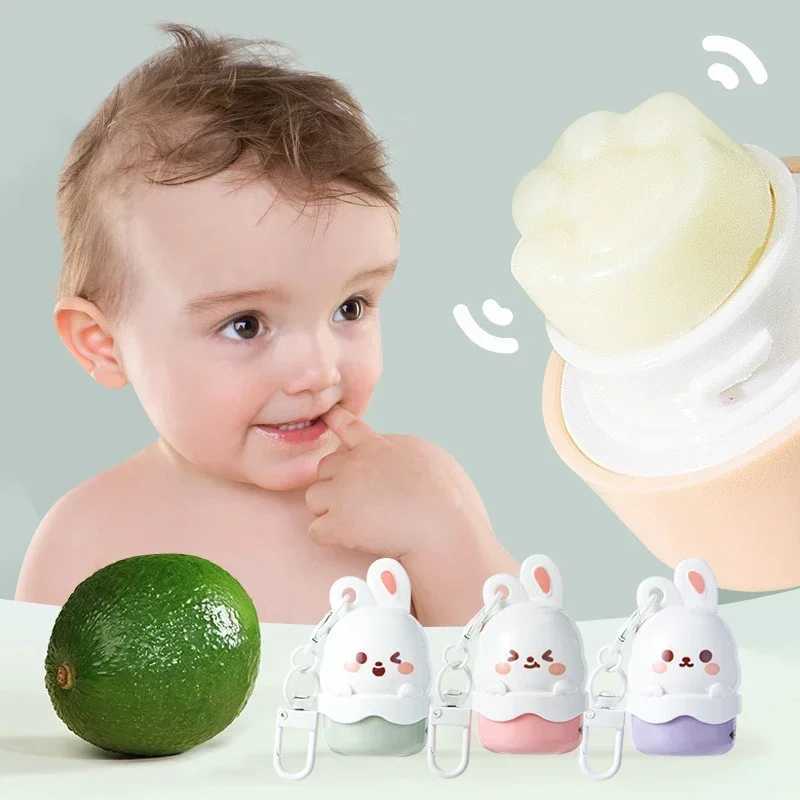 Fruit childrens lipstick moisturizing nutrition anti dry crack lipstick lovely cartoon rabbit childrens autumn and winter lip care W250407