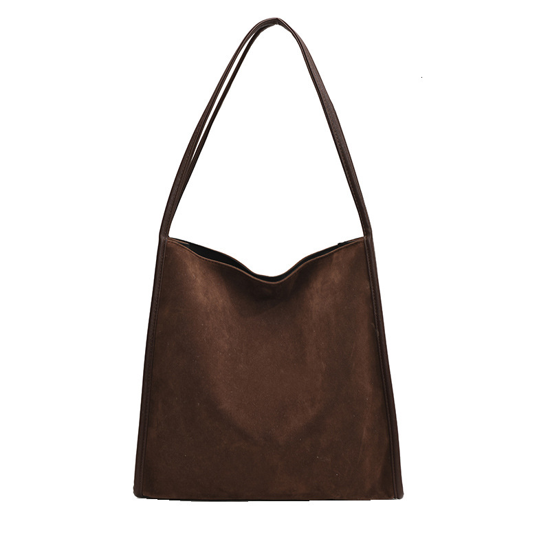 2025S Designer Women S Bag Large Capacity For Women New Fashionable Versatile High End Feeling Bucket Commuter Shoulder Bag