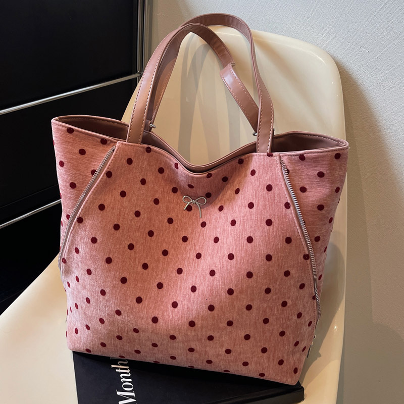2025S Designer Women S Bag Wave Point Single Shoulder For Women New Artistic Bow Large Capacity Leisure Commuter Simple Tote Women S Bag