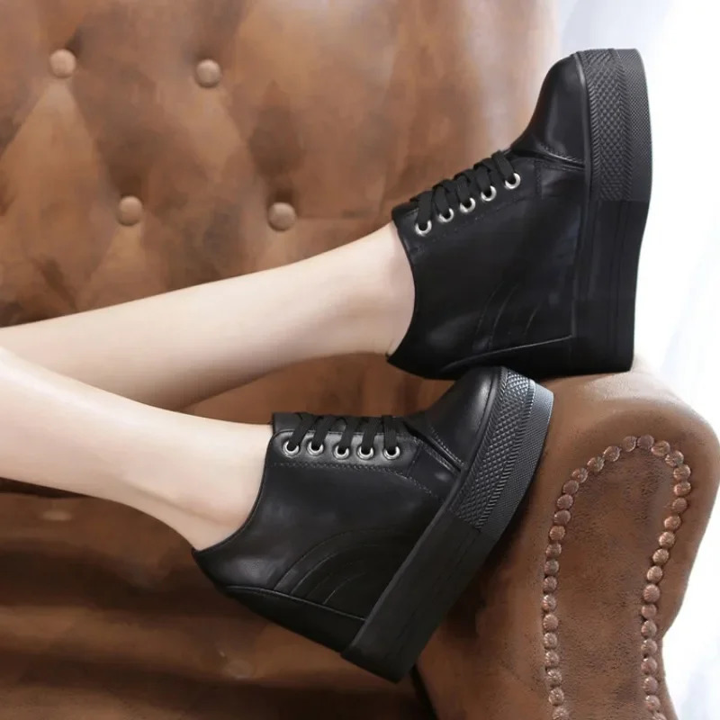 High Top Womens Casual Shoes Leather Casual Sneaker Hidden Increased Ladies Ankle Boots Plush Woman Platform Boots Botines 250402