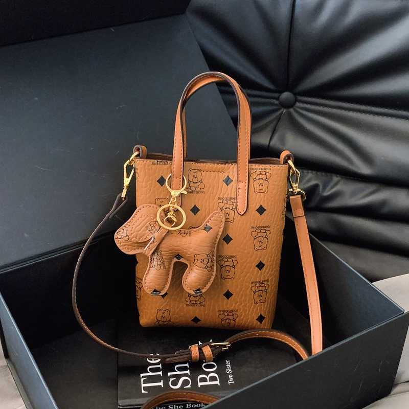 Durable Genuine Leather Tote Bag Womens Designer Crossbody Shoulder Handbag Elegant Purse Luxury ClassicW251106