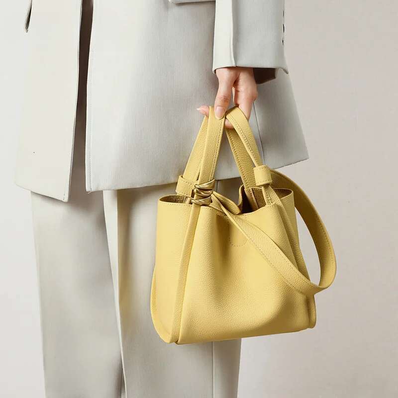 Spring Summer Yellow Bucket Tote Brand Designer Fashion Cowhide Leather Women Handbag Urious Ladies Shoulder Bag