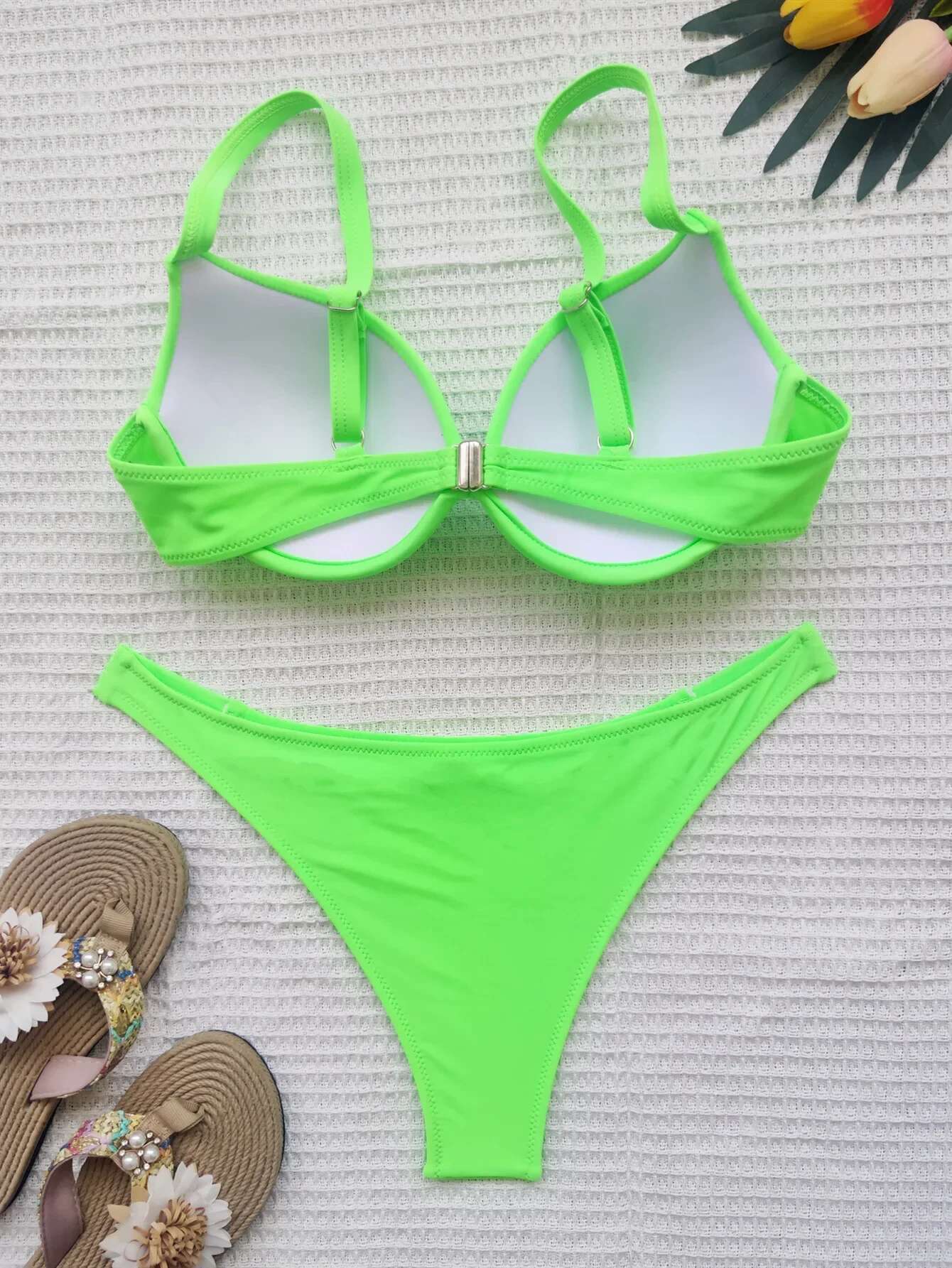 Dongdumaoyi Sexy Underwire Bikini Women Black Neon Pink Push Up Padded Hollow Out Triangle Swimsuit Female Beach Bathing Suit Swmwear