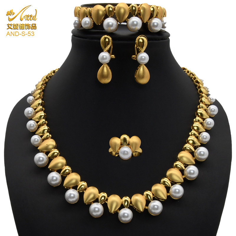 Dubai bride wedding zircon pearl necklace ring earring bracelet four piece set womens banquet Jewelry Set 230313