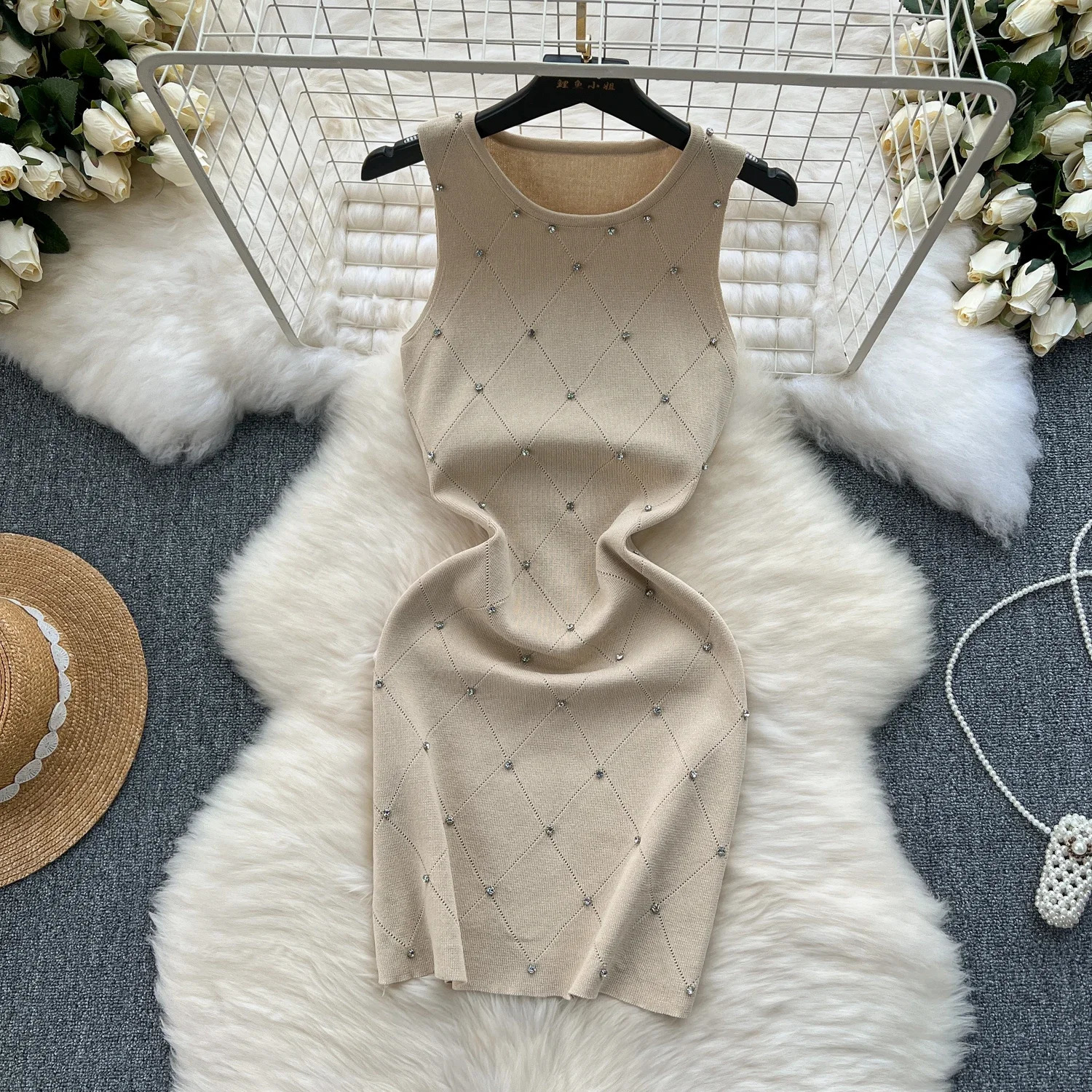 Beaded summer womens knitted jacket vest dress womens tight corset sleeveless mini dress 250402