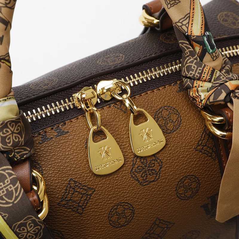 High Quality Leather Handbags For Women Tote Bags And Shoulder Bag By Famous Designer Stylish Ladies AccessoryW251106