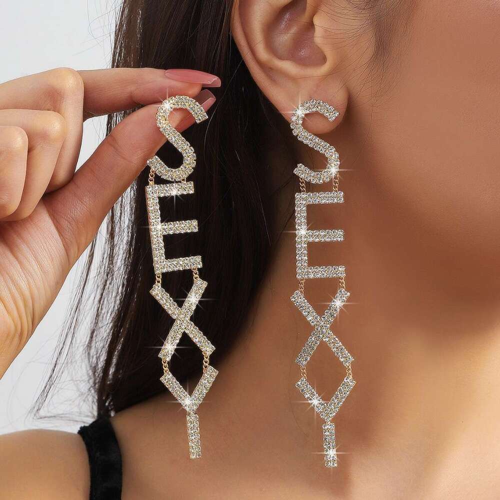 Earrings, fashionable geometric letter earrings, shiny long chain, high-end rhie earrings