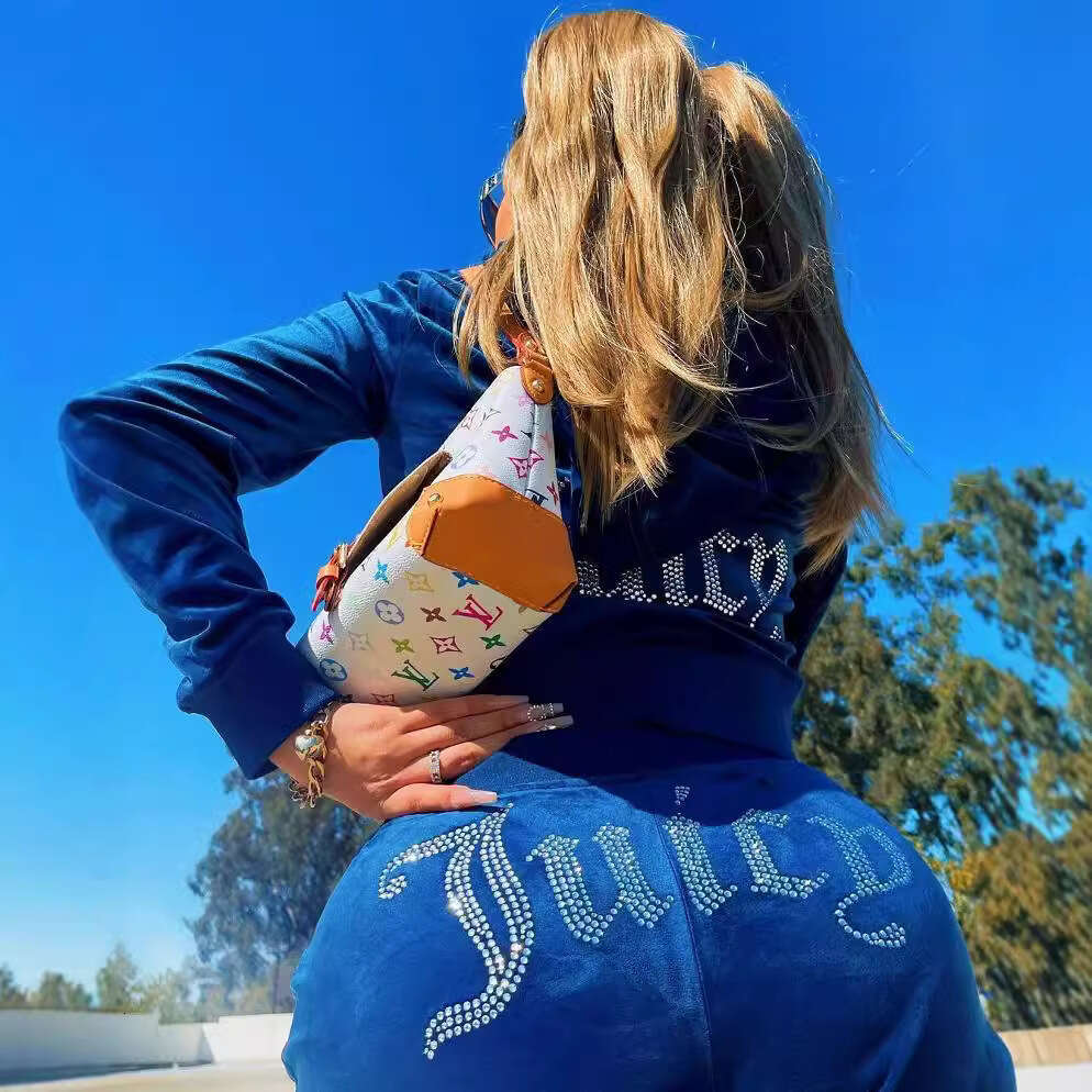 2025 Autumn Winter New Arrival Fashion Rhinestone Korean Velvet Sports Casual Two-Piece Set