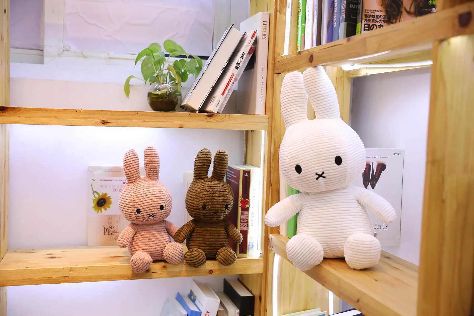 Corduroy Comfortable Soft Rabbit Soothing Doll Cute Plush Decorative Pendant Birthday Christmas Gift toys for Girl and Boy C251107