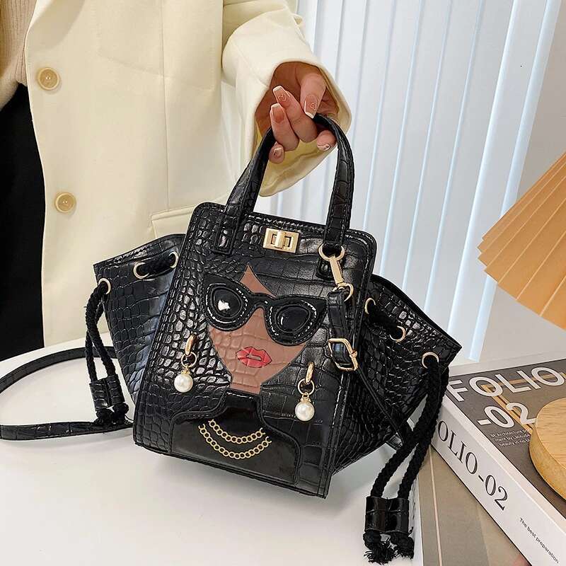 Cartoon Girl Handbag High Quality PU Leather Shoulder For Women Pearl Crossbody Designer Messenger Bag Female Satchel