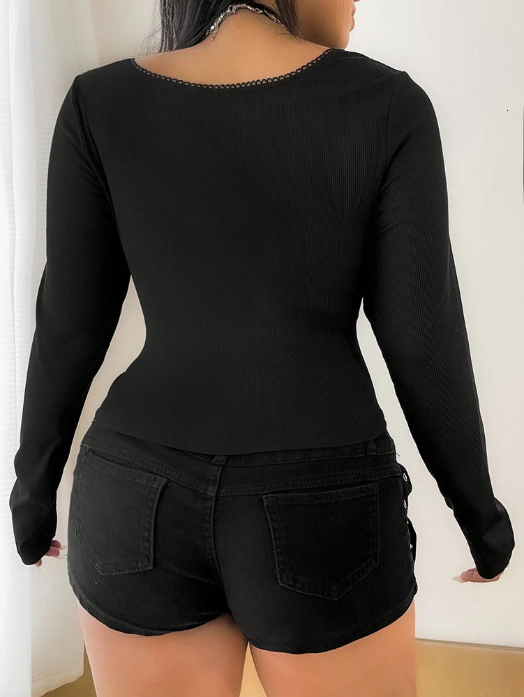 Plus size womens spring and summer casual solid color lace Tshirt long sleeved black top polyester 250407