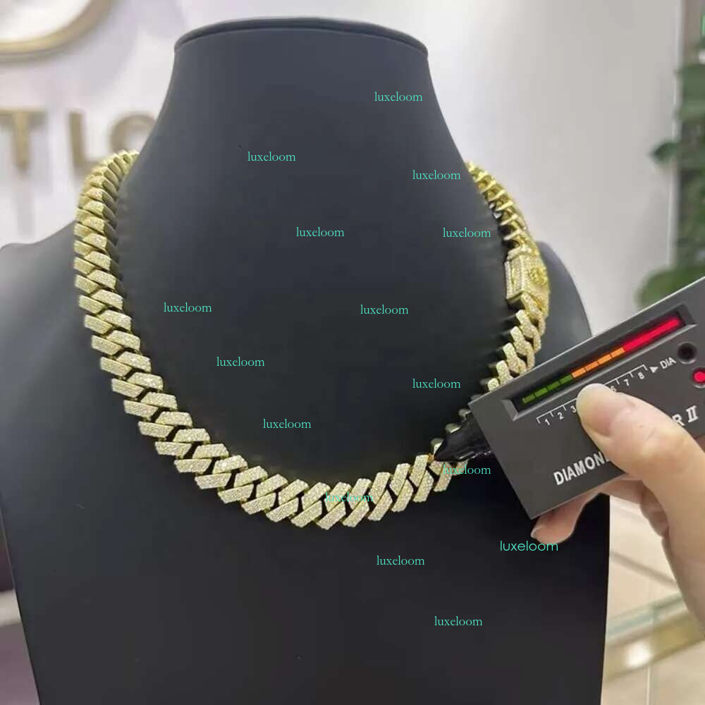 Custom VVS Lab Diamond Cubane Moissanite Chain for Men Elegant 14K Gold Plated Neckwear