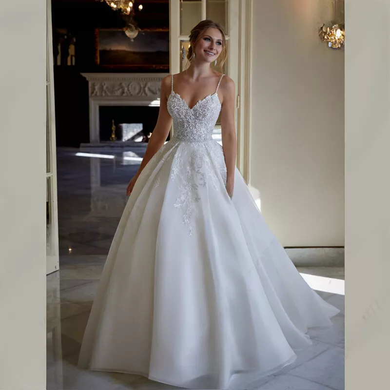 White Elegant Wedding Dress Spaghetti Strap Backless A-Line Long Bridal Gown for Beach Weddings 2025 Lace Appliques Beaded Vestido De Novia