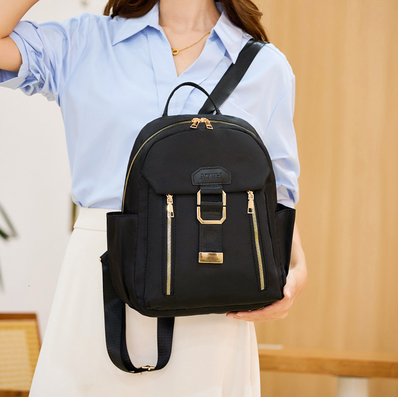 New Fashion Versatile Women's Large Capacity Lightweight Commuter Backpack Casual Travel School Bag