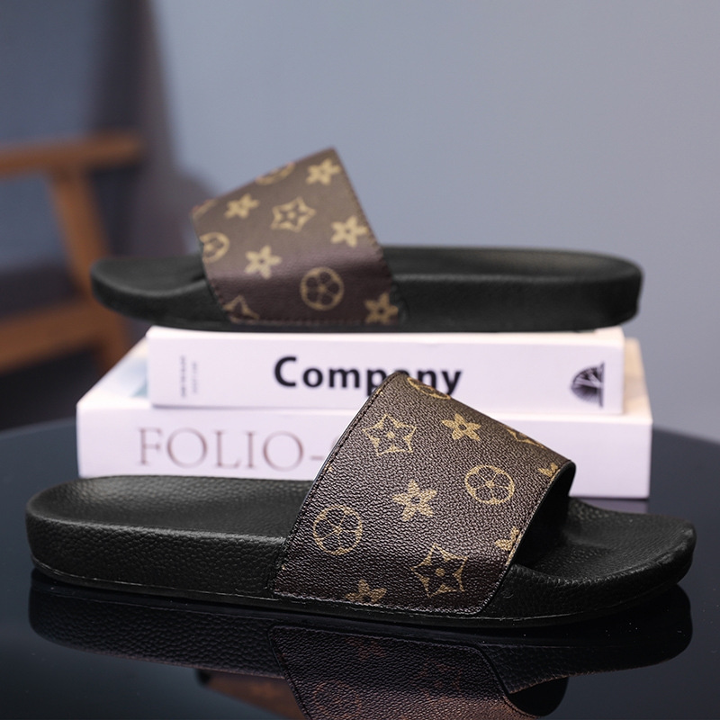 Designer slippers free shipping 2025 new thick sole premium texture casual sports luxury sandals for men daily wear outdoor indoor