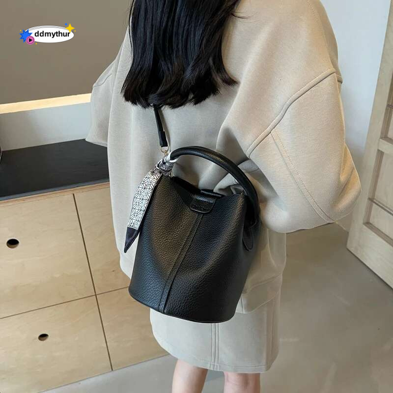 Senior Sense Retro Color Small Women's New Crossbody Super Fire Bucket Bag ddmythur