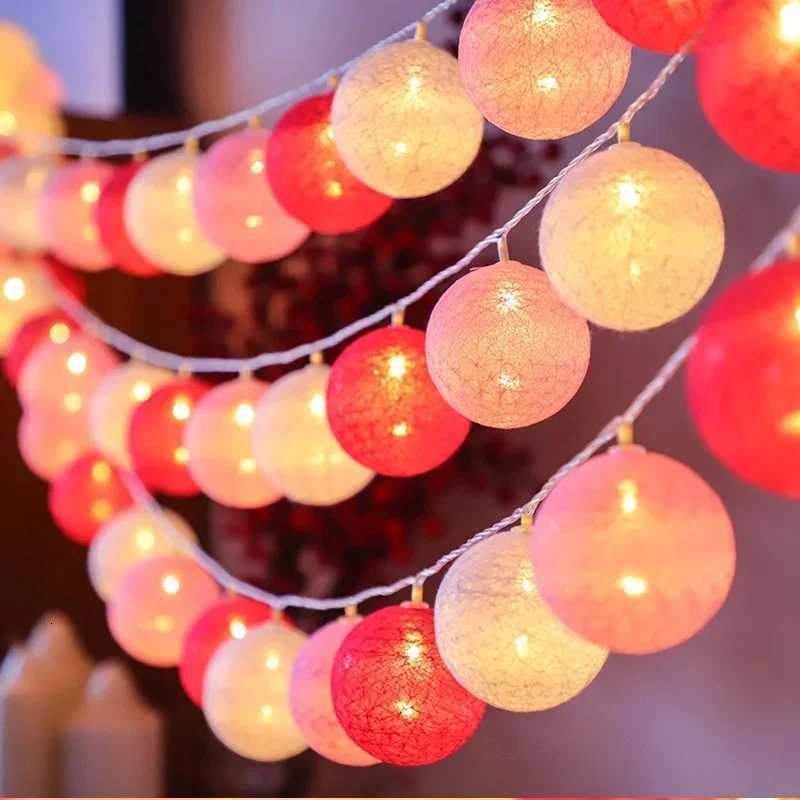 10/20 LEDS Cotton Ball Garlands Fairy Lights String Battery Power Christmas Outdoor Navidad Garden Bedroom Wedding Decoration W251107