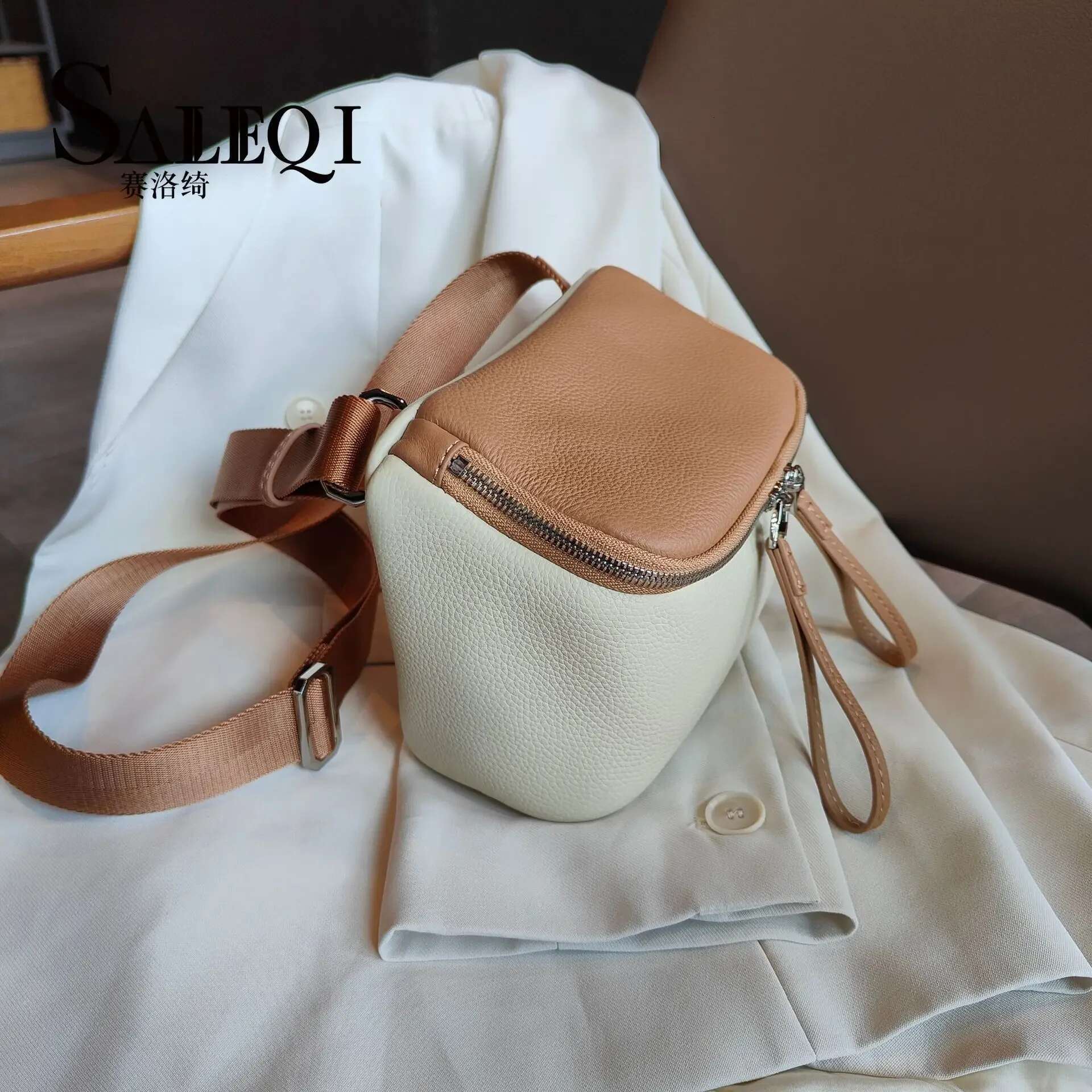New Chest Soft Leather Waist Versatile Casual One Shoulder Crossbody Bag Trendy High End Feeg Genuine Leather