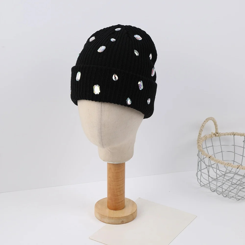 Fashionable Versatile Rhinestone-embellished Beanie Autumn/Winter Pullover Knit Cap Punk-style Rhinestone-adorned Hat 251104
