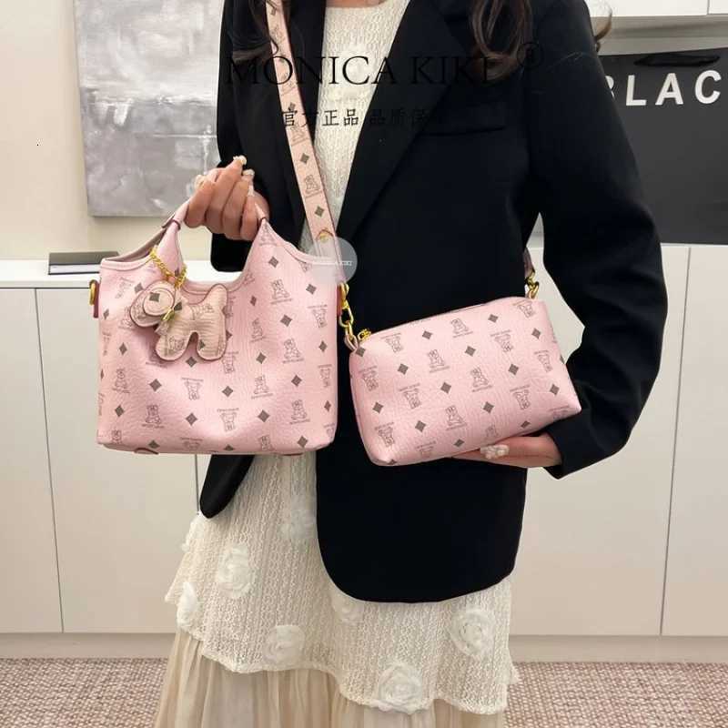 Luxury Brand Fashionable Leather Womens Shoulder Bag Classic Elegant Famous Paris Designer Trendy Vintage Daily BagW251106