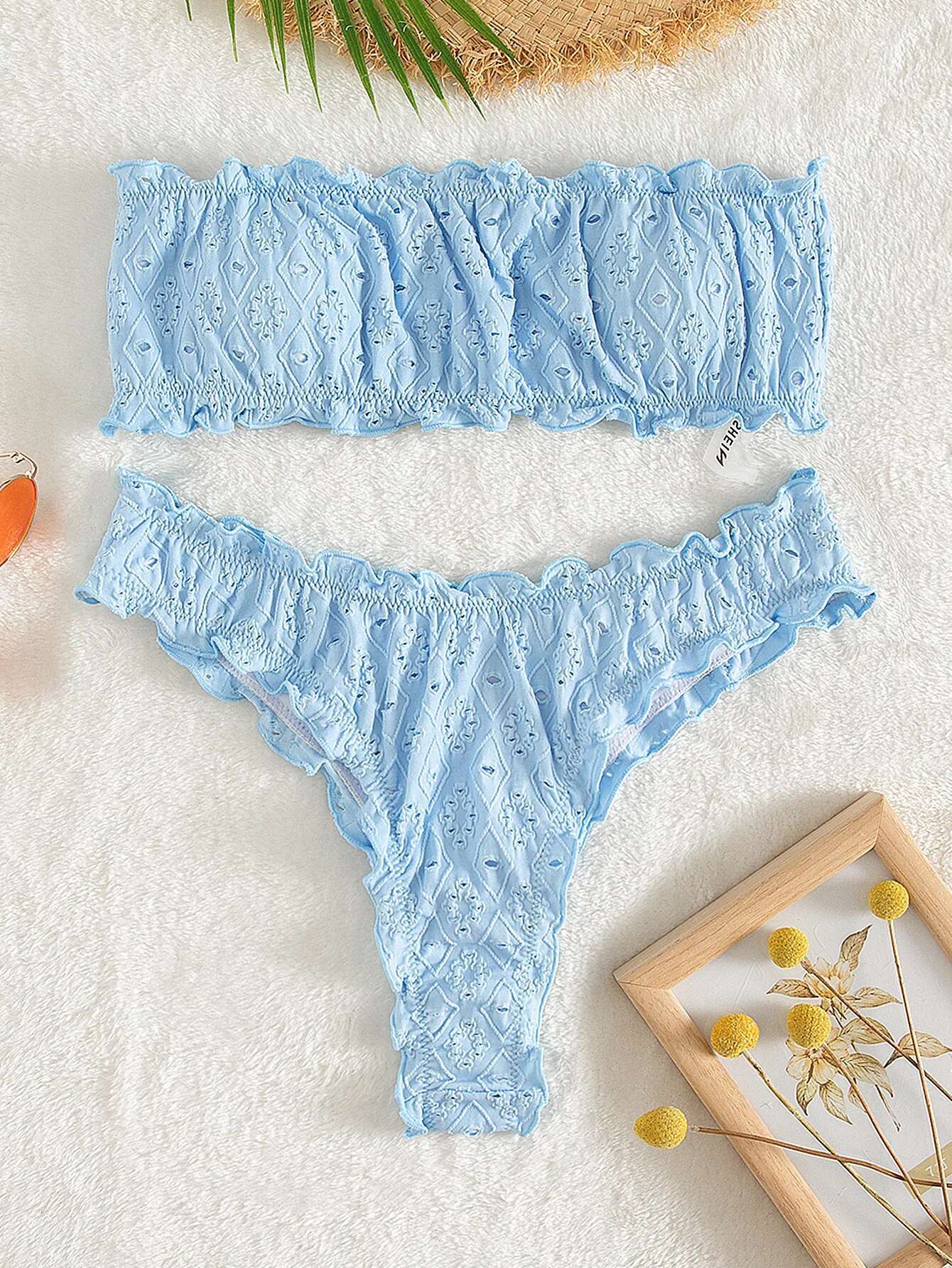 Dongdumaoyi Sexy Off Shoulder Bikini Women Solid White Hollow Out Mesh Push Up Padded Swimsuit Bathers Bathing Suit Swimwear Beachwear