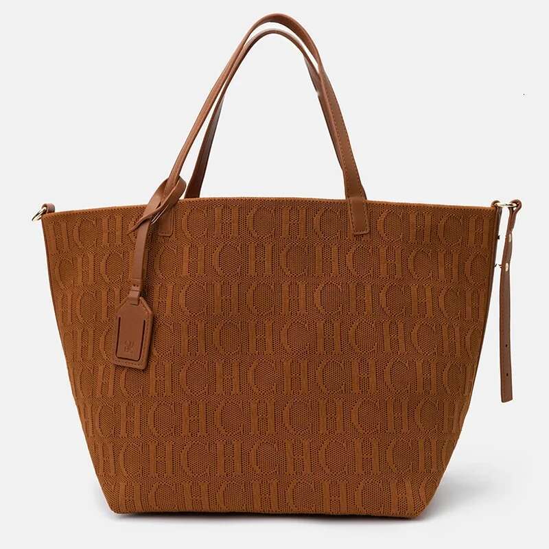CH Solid Color Fashionable Versatile Large-Capacity Handbag Elegant Shopping Ladies Classic Models Of Women's Shoulder Bag