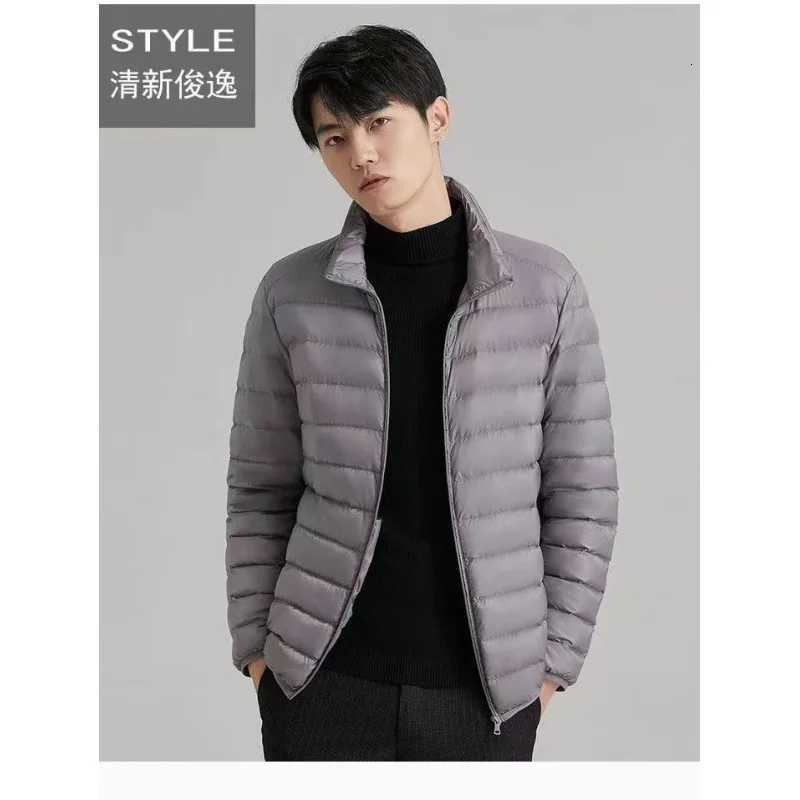 Mens 2024 New 90 White Duck Down Super Light Down Jacket Mens Lightweight Thermal Coat Hooded Feather CoatT251107