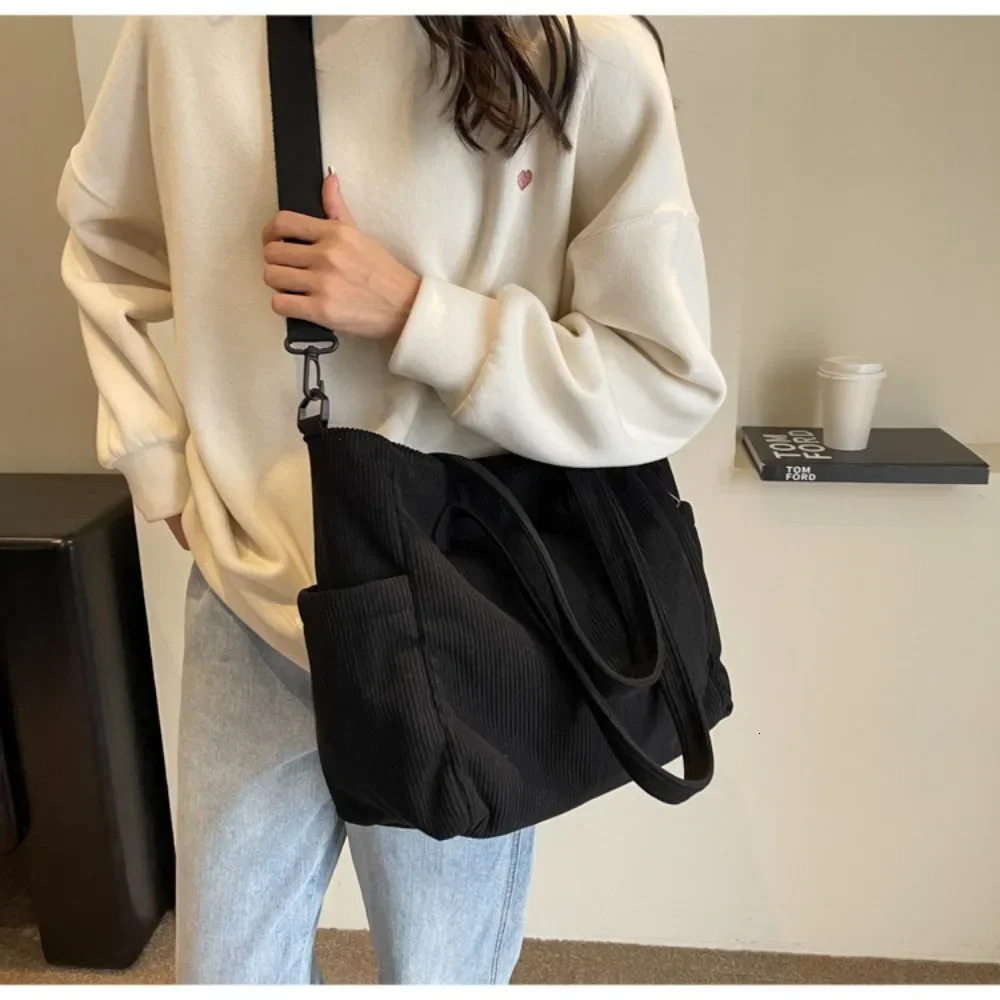Fashion Versatile Shoulder Bag College Wind Commuting Corduroy Square BagUnisex Large Capacity Leisure Portable Crossbody Bag250403