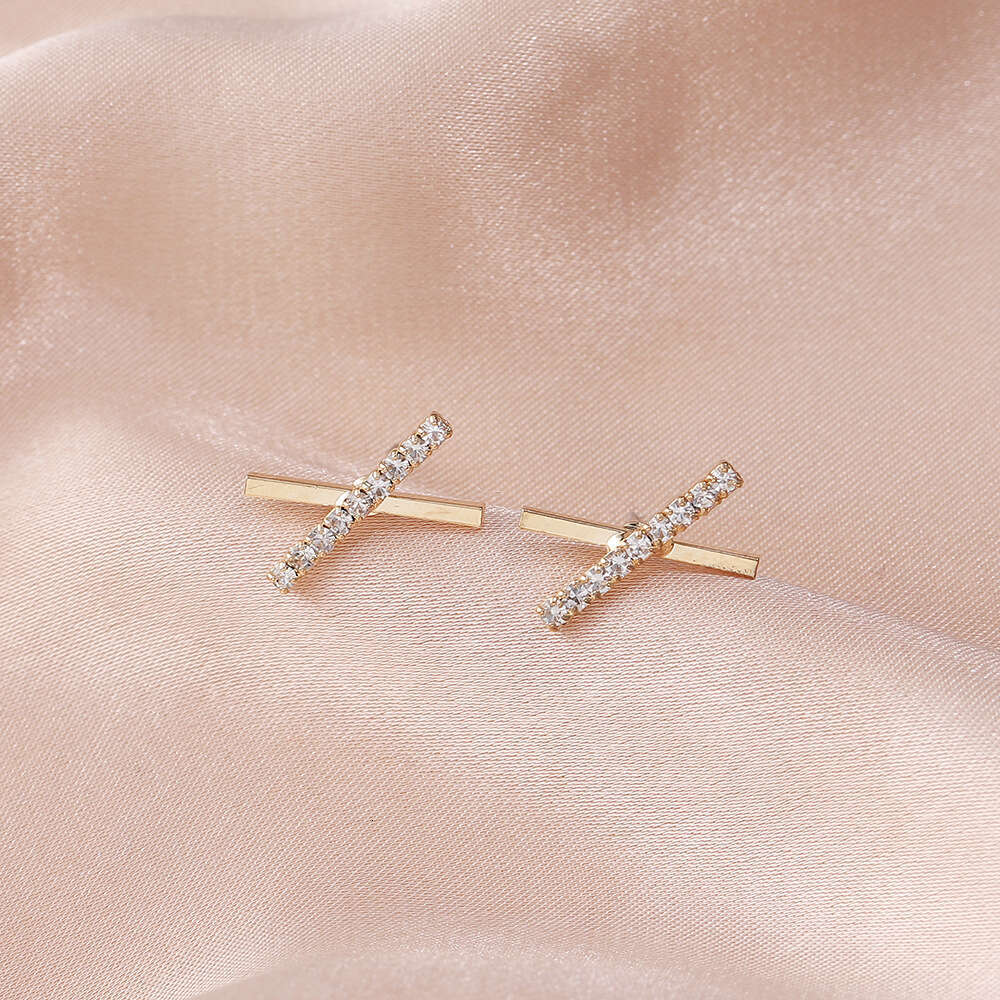 S Sier Needle Golden wer Little Rabbit Free Combination Week Gift Box Earbone Nail Female Exquisite and Simple Ear Jewelry