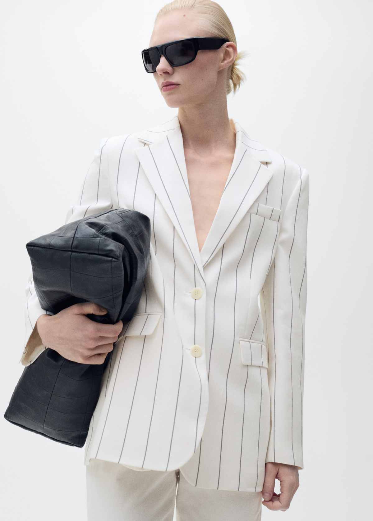 Simple Style Mother Suits Notched Lapel Pinstripe Women Business Blazer Single Breasted Jacket Pants Business Wear Ladies Suit Customized High Quality