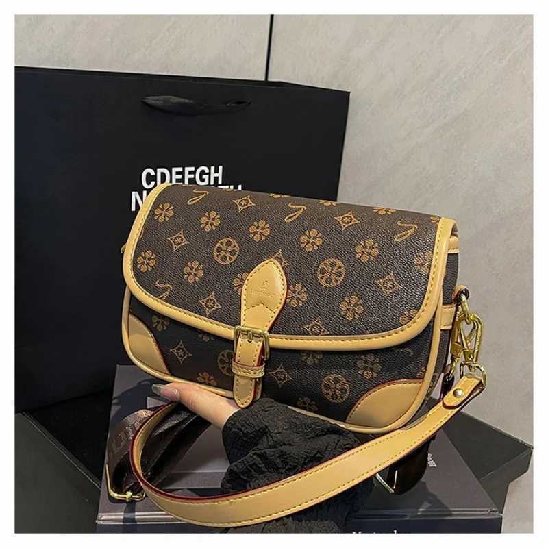 Upscale-chic 2025 New Ladies Luxury Brand Leather Crossbody Bag Famous Designer Vintage Popular ClassicW251107