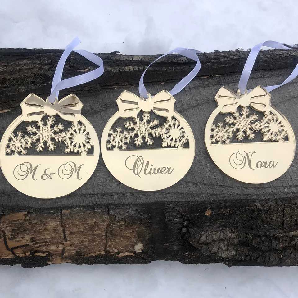 Engraved Christmas baubles Christmas tree ornaments Holiday Place Settings Holiday Name Ornaments Snowflake Bauble Only Tags W251107