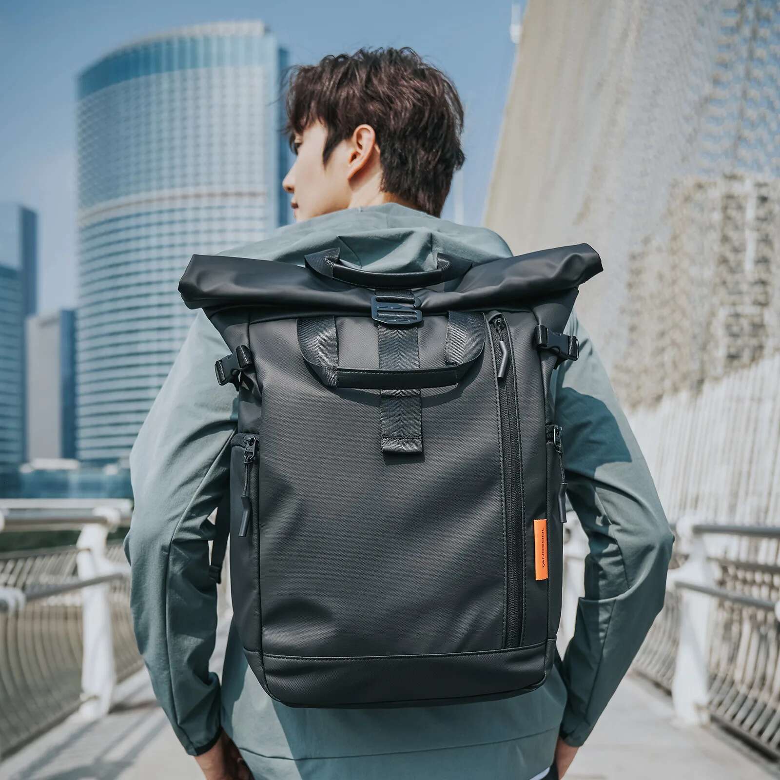 Backpack Men's Fashionable Computer Student Large Capacity Travel Bag Waterproof Oxford Cloth Backpack Men