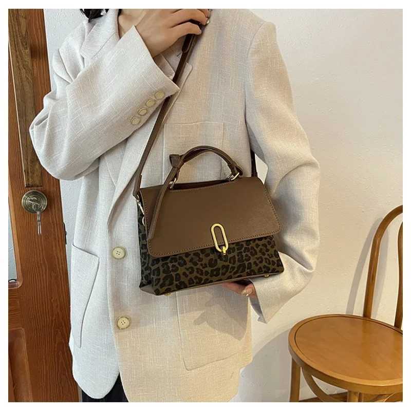 Classic Leather Messenger Bag Handbag For Women Crossbody Bag Shoulder Bag Tote Bag By Luxury Brand DesignerW251107