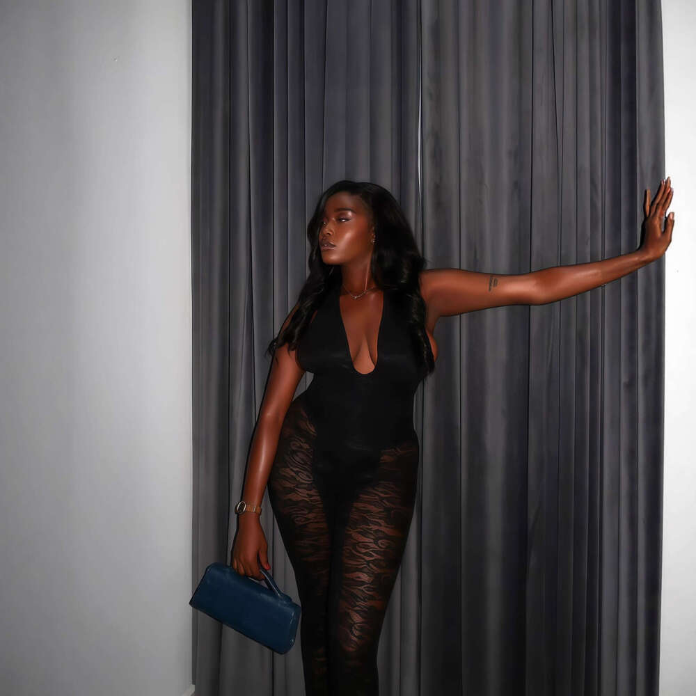 2025 Autumn New Sleeveless Halter Sexy Backless V-Neck Tight Long Jumpsuit for Women