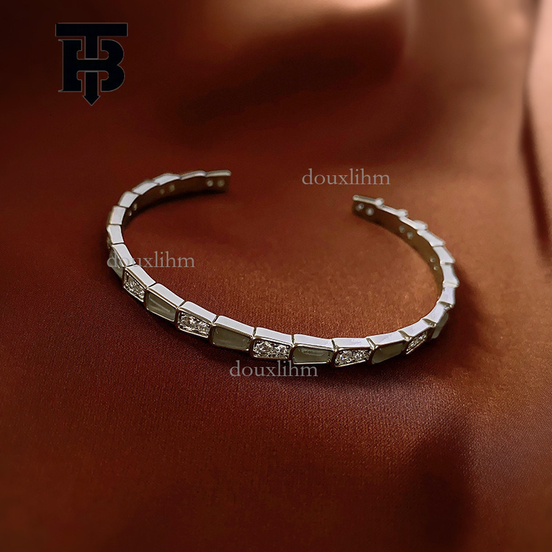 TB BHULAMTE Designer Luxury Gold - Tone Linked Oval Bracelet With Rhinestone Accents Sparkling Zircon Trapezoidal Opening Bracelet With Gold Style Fas