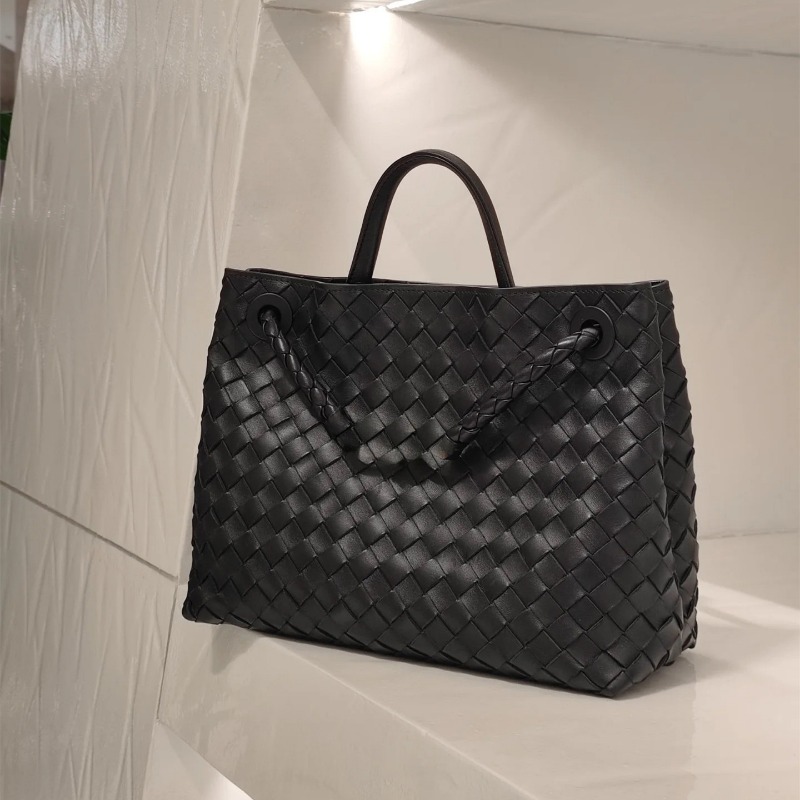 Fashion Niche Metal Rope Buckle Bow Braided Women Tote hot Leather Large Capacity Single Shoulder Bag