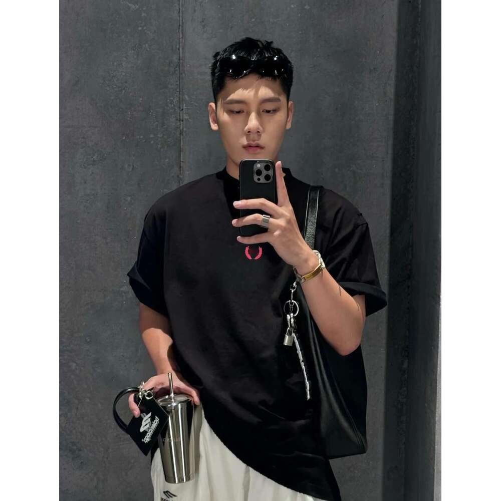 Letter Embroidery Casual Short Sleeved Men's And Women's High Street Retro Distressed Worn-Out Trendy T-Shirt