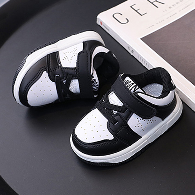 2025 Children Sports Shoes Kids Shoe for Girls Soft Soled Casual Board Shoes Walkfashion Silvery Black White Red Purple Casual Sneaker Toddler Boy Sho