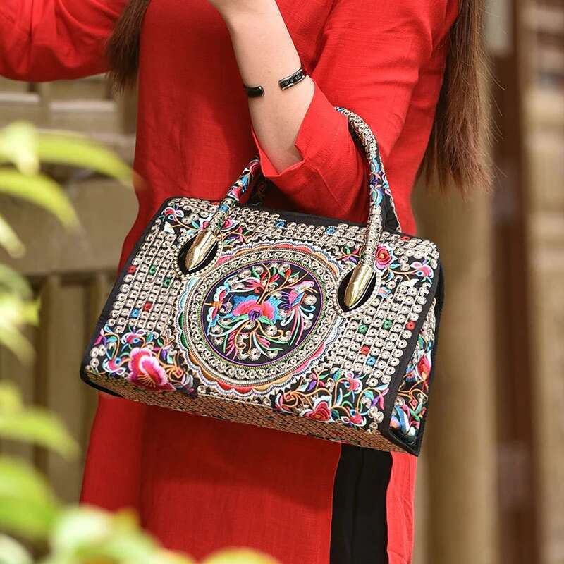 Women Retro Handbag Hand Embroidery Chinese Ethnic Style Quality Exquisite Messenger Bag High Capacity Casual Shopping Tote