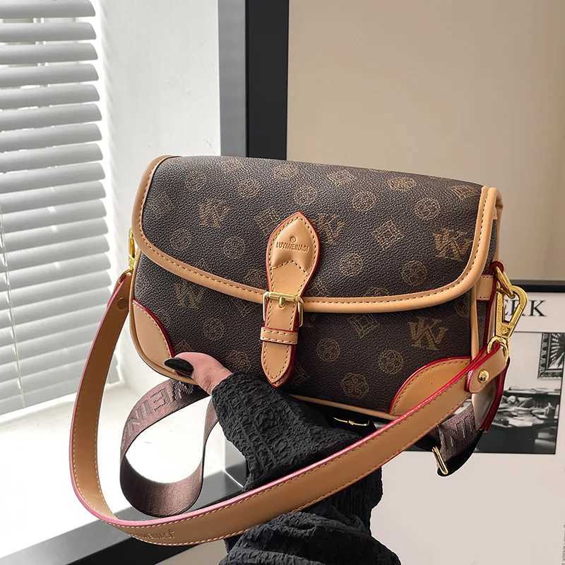 2025 New Small Crossbody Bag - Stylish Square Purse for Women Minimalist Shoulder Bag with Premium Texture Elegant VersatileW251107