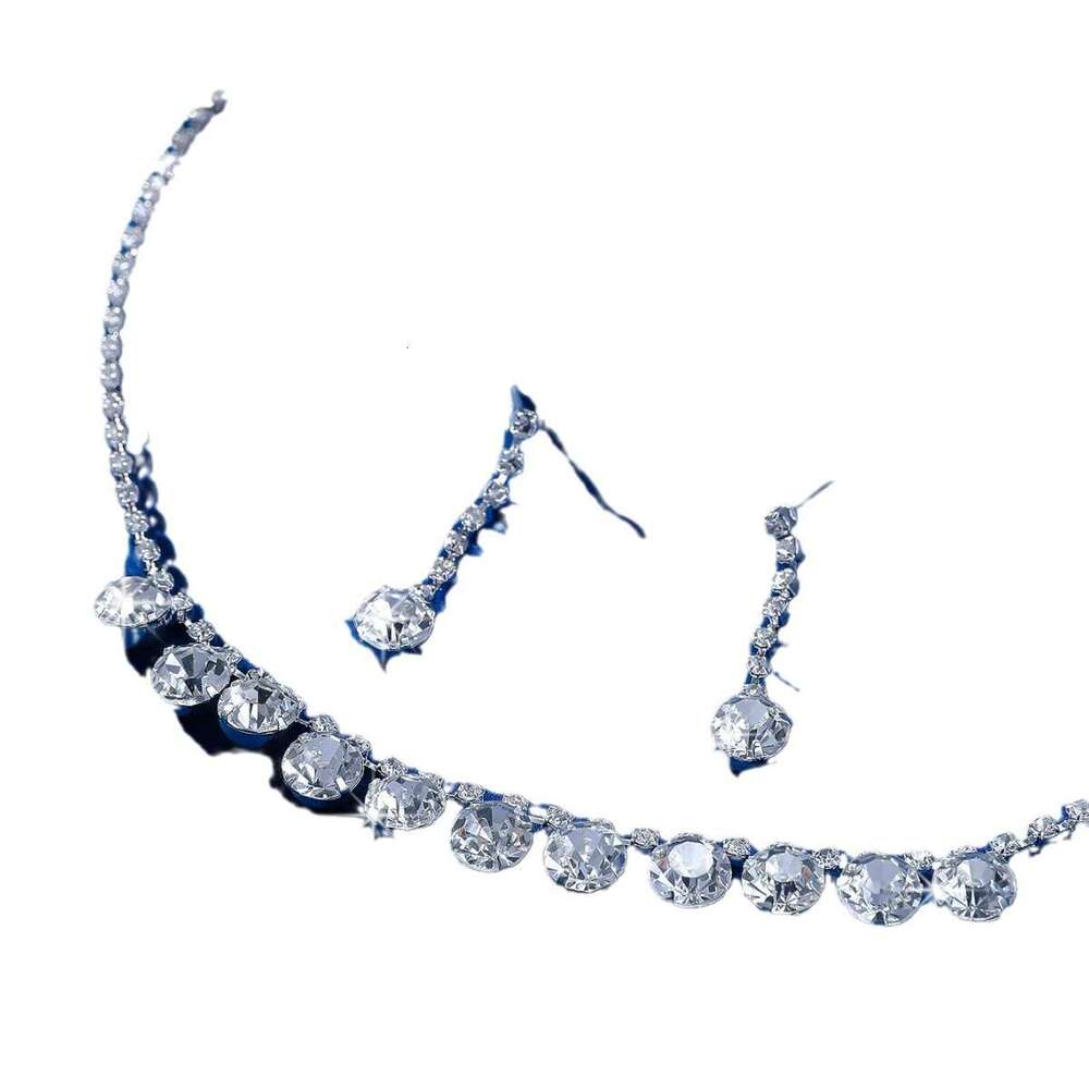 Hot selg bride dinner versatile rhie necklace earrings two-piece set, light lady and socialite dress accessories