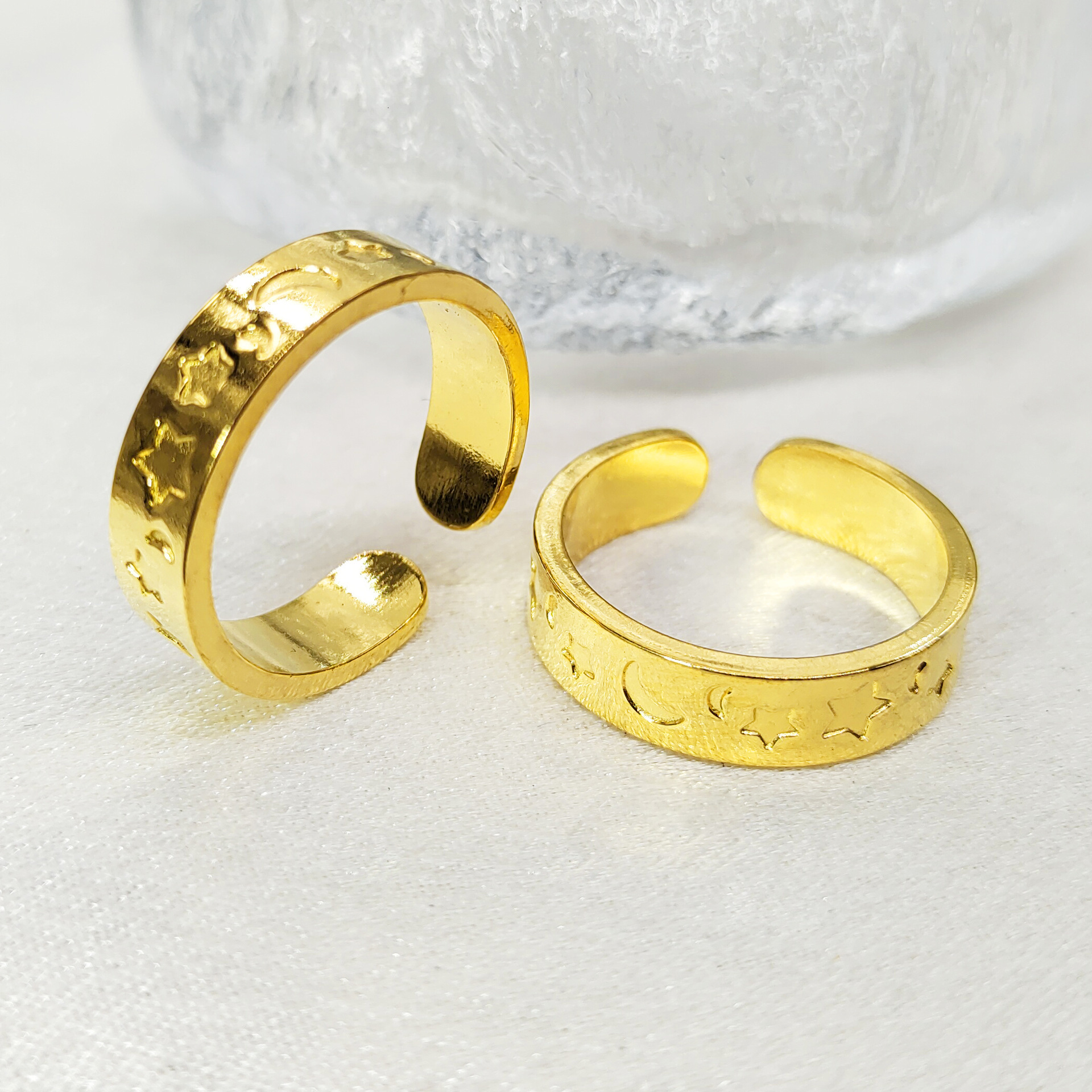 Top Source Wind Light Luxury Titanium Steel Moon Star Ring with Adjustable Opening, Women's Color Will Not Fade