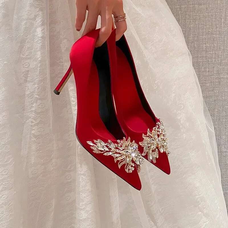 2024 Spring Summer Autumn New Wedding Red Slim Korean Version Pointed Toe Bride Shoes High Heels