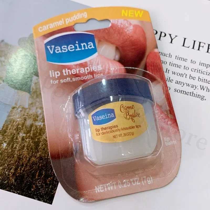 Vaseline lipstick can moisturize lips prevent cracking and repair lip lines with lasting moisturizing. Lipstick lipstick W250407
