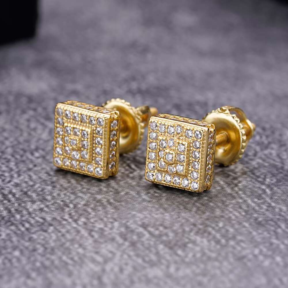 2021 New Design 7mm 14kt Gold Plated Cz Stone Moissanite Stud Earring for Women and Men