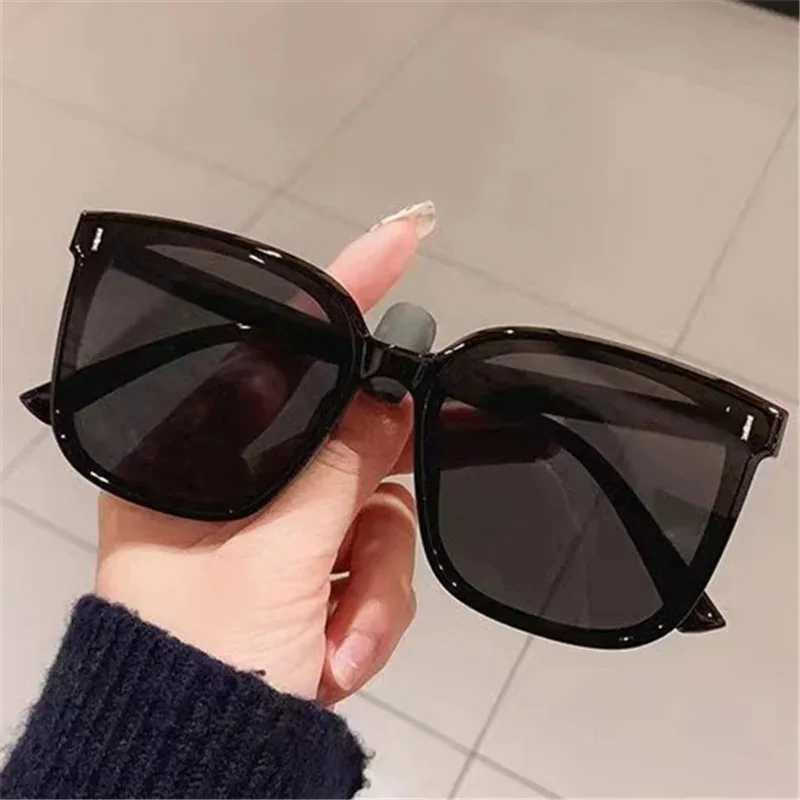 Retro New Sunglasses Men Women Popular Square Sun Glasses Ladies Black Eyeglasses Driver Goggles UV400 Gafas De SolC250411