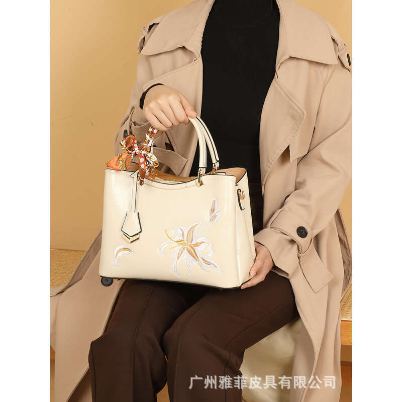 Designer Bag Birthday Mom Practical Suitable Mother In Law Ladies Gift Box For Year Old High End