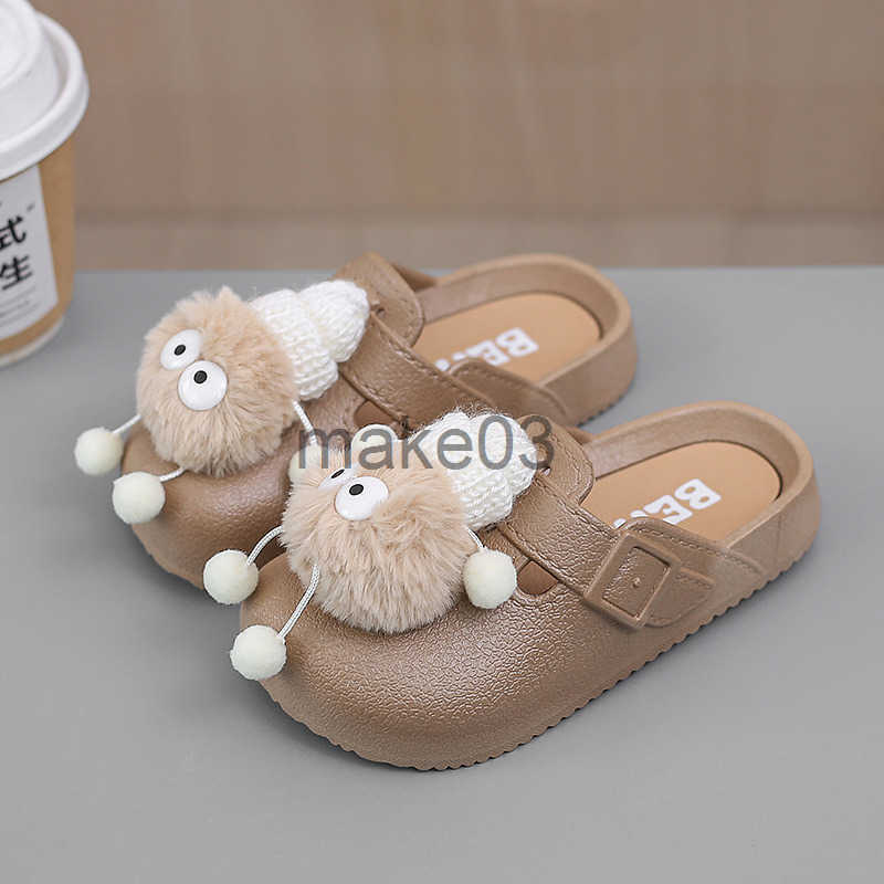 Girl Cute Big Eyes Baotou Boken Half Slippers 2025 Summer New Soft Bottom Anti slip Boys Beach Shoes Trendy J250403