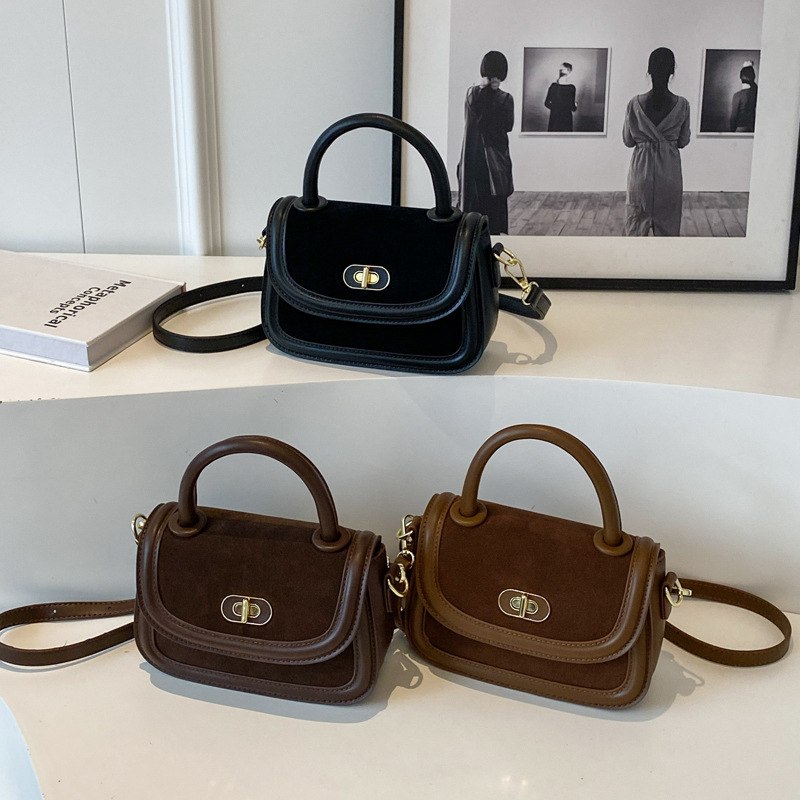 2025S Designer Women S Bag Autumn Winter Frosted For Women New Fashionable And Trendy Western Style Crossbody Bag Hand Held Button Small Square Bag